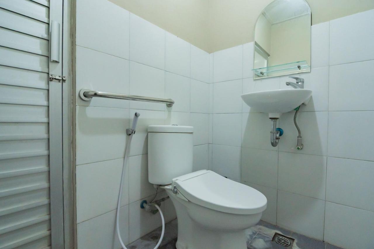 Hotel Reddoorz At Jalan Raya Lembang Padasul Camera foto