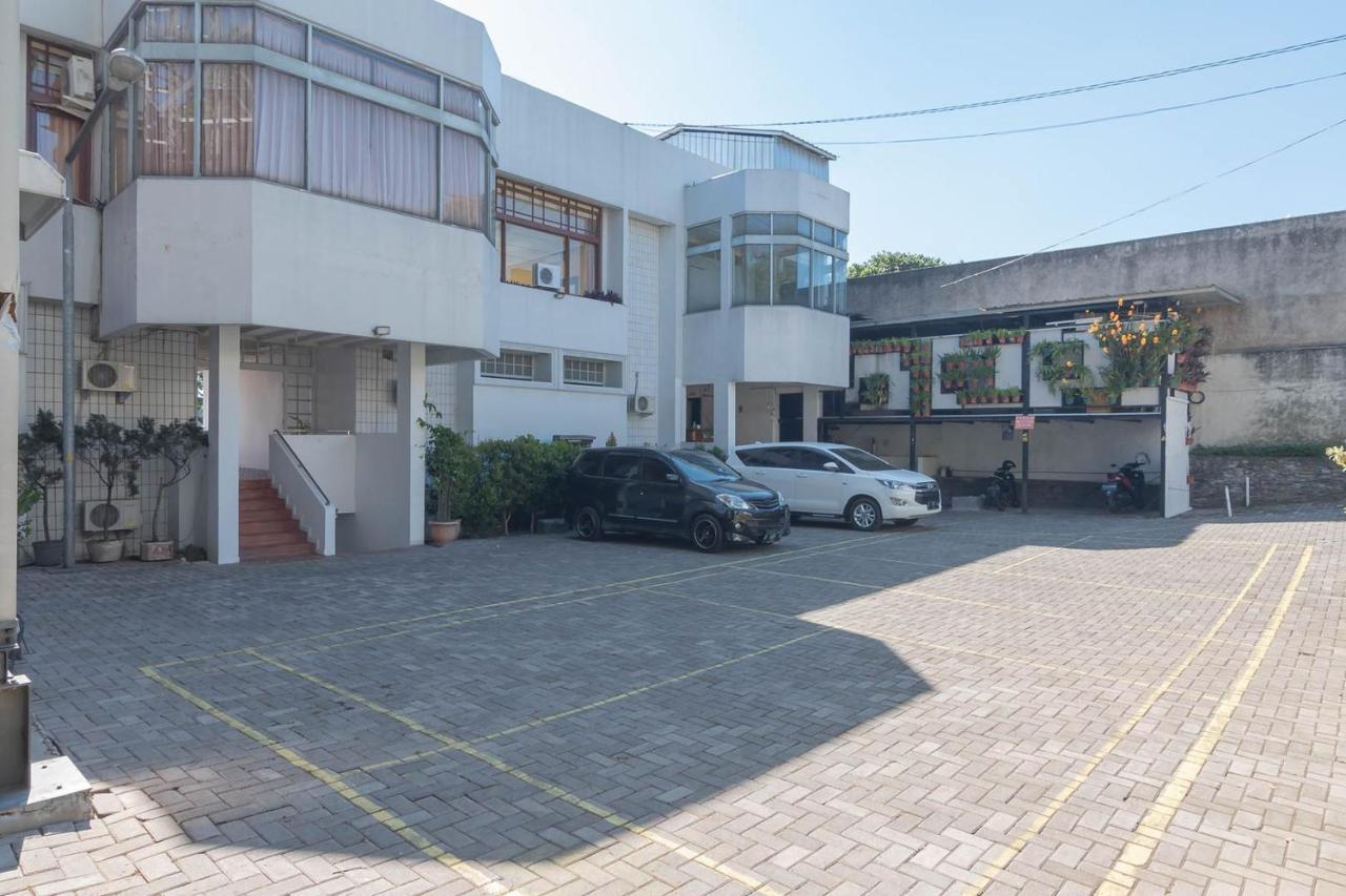 Hotel Reddoorz At Jalan Raya Lembang Padasul Esterno foto